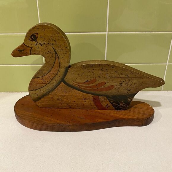 Primitive Handmade and Hand-painted Wood Duck - Picture 1 of 6